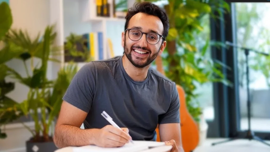 Ali Abdaal Wife, Age, Height, Weight, Net Worth, Career, And Full Bio