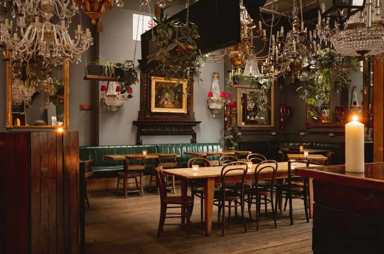 Best Pun-Filled Signs to Label Your Restaurant Furniture From Chairs and Tables to Booths