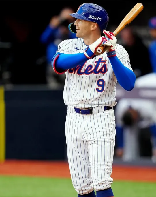 Brandon Nimmo Wife, Age, Height, Weight, Net Worth, Career, And Full Bio