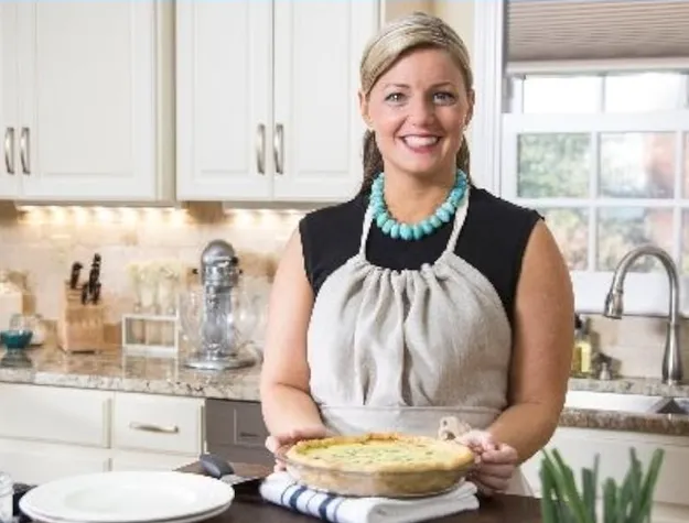 Damaris Phillips' Husband, Age, Height, Weight, Net Worth, Career, And More