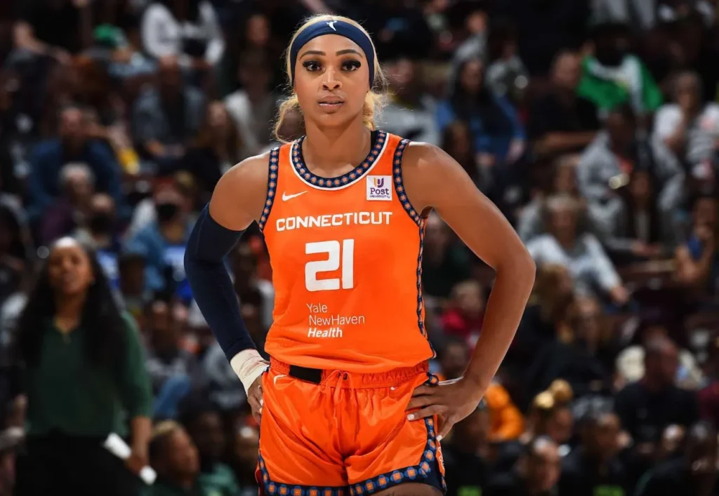 Dijonai Carrington Girlfriend, Age, Height, Weight, Net Worth, Career, And Full Bio