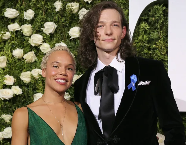 Mike Faist Girlfriend, Age, Height, Weight, Net Worth, Career, And More