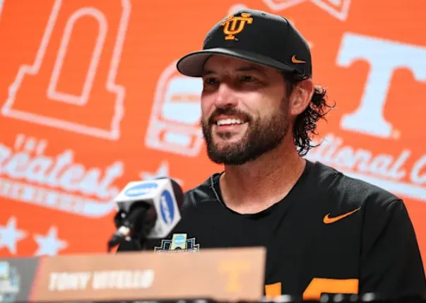 Tony Vitello Wife, Age, Height, Weight, Net Worth, Career, And More Tony Vitello Wife, Age, Height, Weight, Net Worth, Career, And More