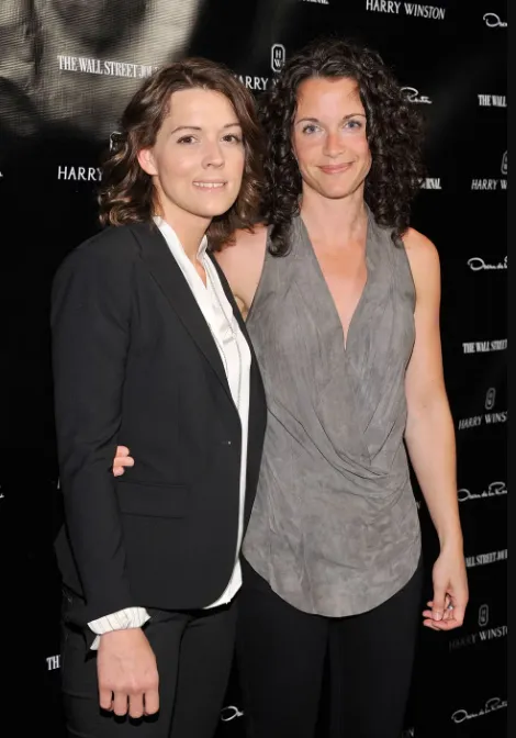 Brandi Carlile Wife, Age, Height, Weight, Net Worth, Career, And Full Bio