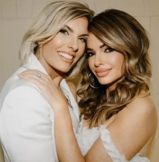 Captain Sandy's Wife, Age, Height, Weight, Net Worth, Career, And More