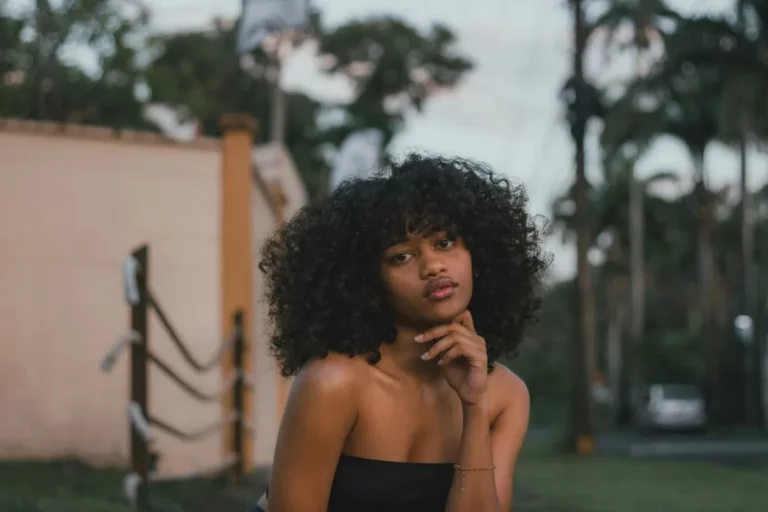 Curly Hair Confidence: Everyday Maintenance Tips for Healthy Coils Curly Hair Confidence Everyday Maintenance Tips for Healthy Coils