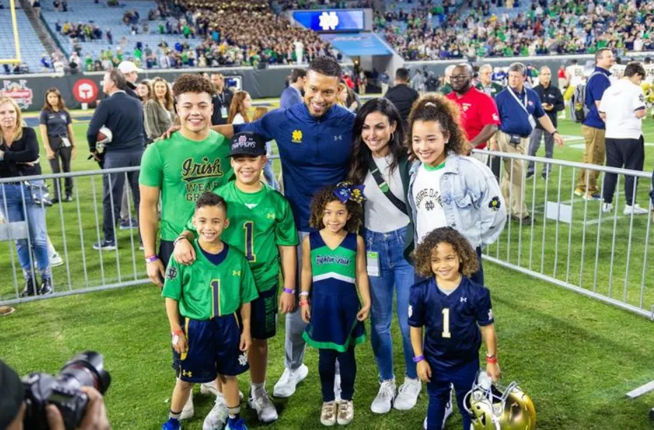 Notre Dame Coach Wife, Age, Height, Weight, Net Worth, Career, And Full Bio