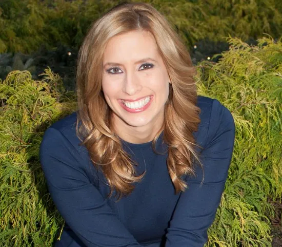 Stephanie Abrams The Face of Weather Reporting – A Comprehensive Look into Her Life and Career