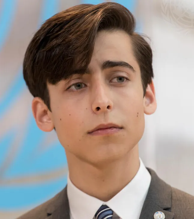 Aidan Gallagher Age A Complete Look at the Young Star’s Life, Career, and Success