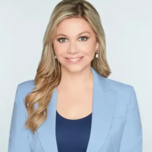 Kerri Urbahn's age A Clear and Simple Look