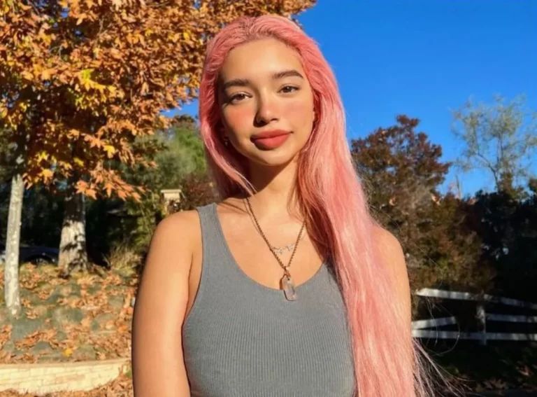 Sab Zada Age: A Deep Dive into the Life, Background, and Influence of Princess Sab Zada Sab Zada Age A Deep Dive into the Life, Background, and Influence of Princess Sab Zada