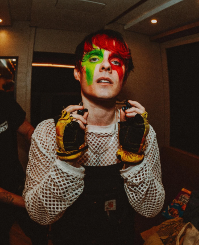 Awsten Knight Age Biography, Career, Lifestyle & Net Worth