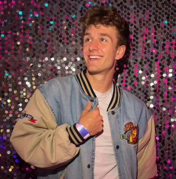 Carter Kench Age – Biography, Career, Net Worth & Lifestyle (2025)