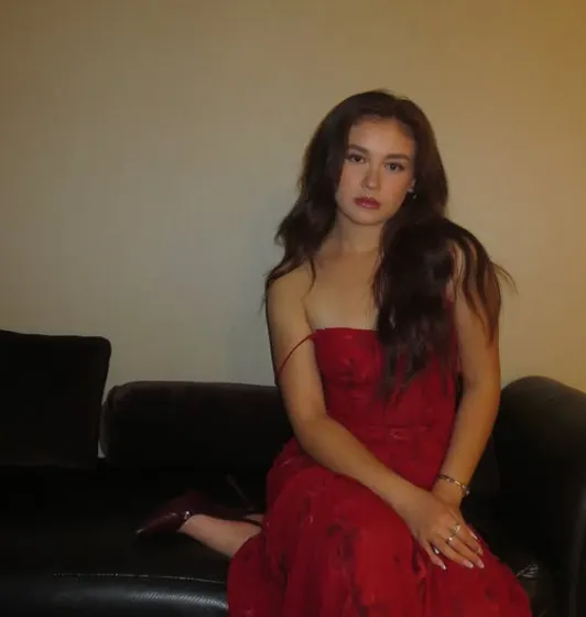 Anna Cathcart Height Discover Her Stunning Growth Journey