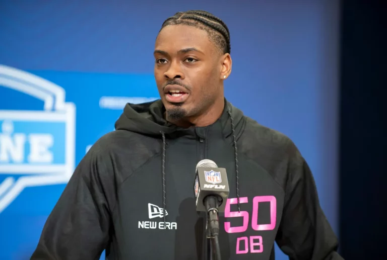 Jalen Milroe Girlfriend, Age, Height, Weight, Net Worth, Career, And Full Bio In 2025