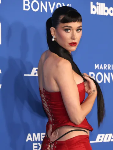 Katy Perry Height, Age, Weight, Net Worth, Career, And More