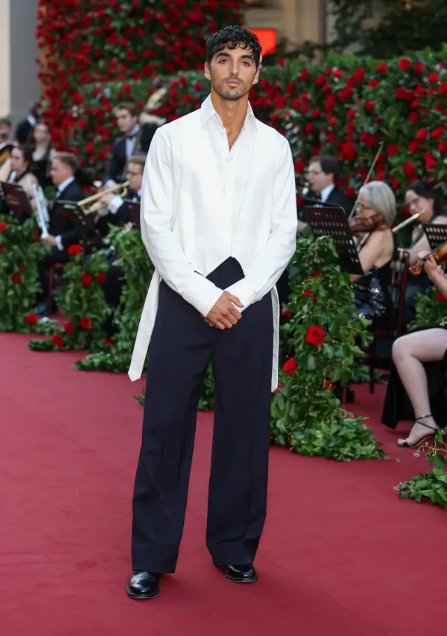  Taylor Zakhar Perez Height, Weight, Age, Net Worth, Career, And Full Bio In 2025