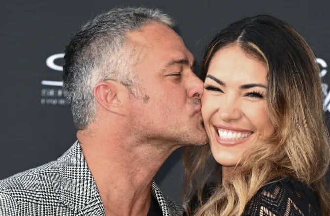 Ashley Cruger Age – Full Biography, Career, Net Worth & Lifestyle (2025 Guide)