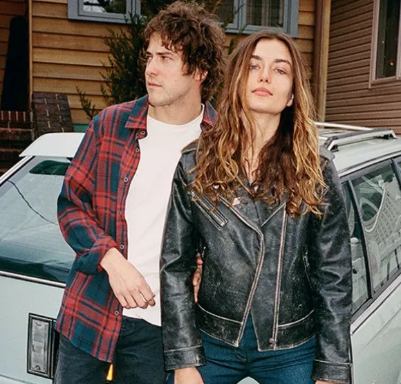 Andrew VanWyngarden Wife Relationship Status, Biography, Net Worth, Career & Personal Life