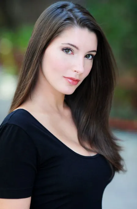 Ashley Anderson Age, Height, Weight, Net Worth, Career, And Full Bio In 2025