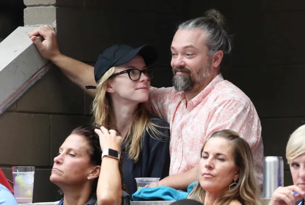 Betty Gilpin Husband, Age, Height, Weight, Net Worth, Career, And Full Bio In 2025