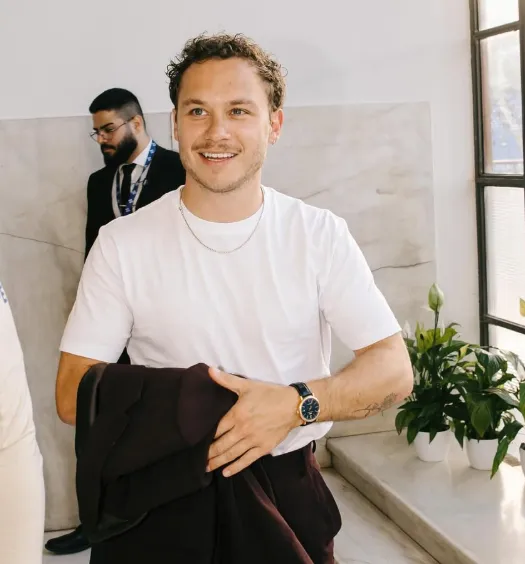 Finn Cole Height Revealing the Truth Behind His Stature