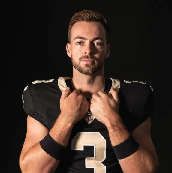 Jake Haener Wife – Relationship, Personal Life, Career, Net Worth & More Jake Haener Wife – Relationship, Personal Life, Career, Net Worth & More