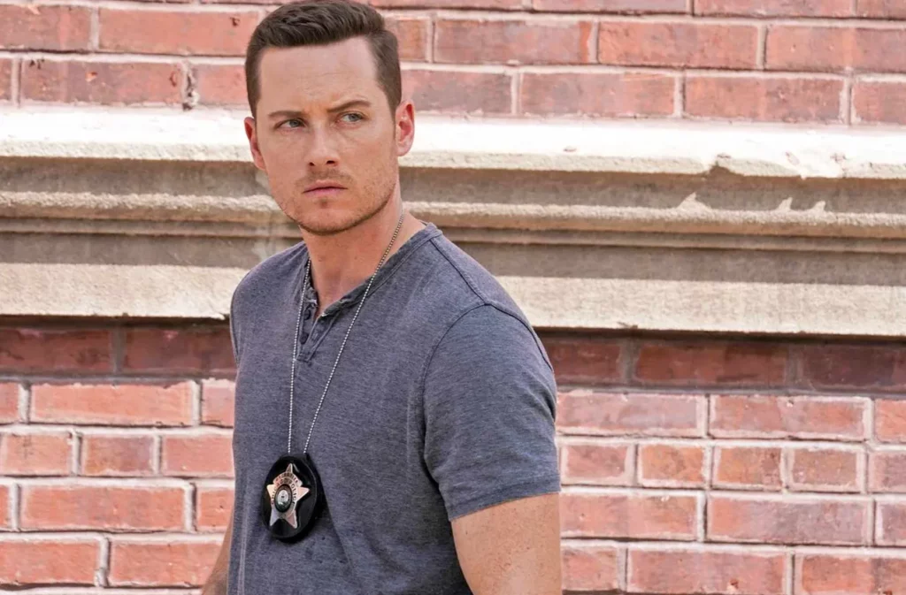 Jesse Lee Soffer Wife, Age, Height, Weight, Net Worth, Career, And Full Bio In 2025