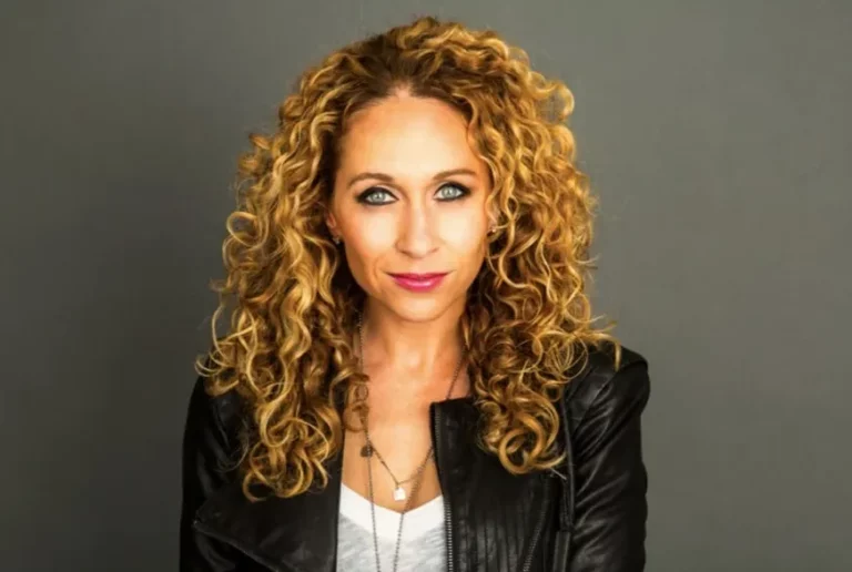 Katie Daryl Age, Biography, Net Worth, Career, Lifestyle & More (2025 Guide) Katie Daryl Age, Biography, Net Worth, Career, Lifestyle & More (2025 Guide)