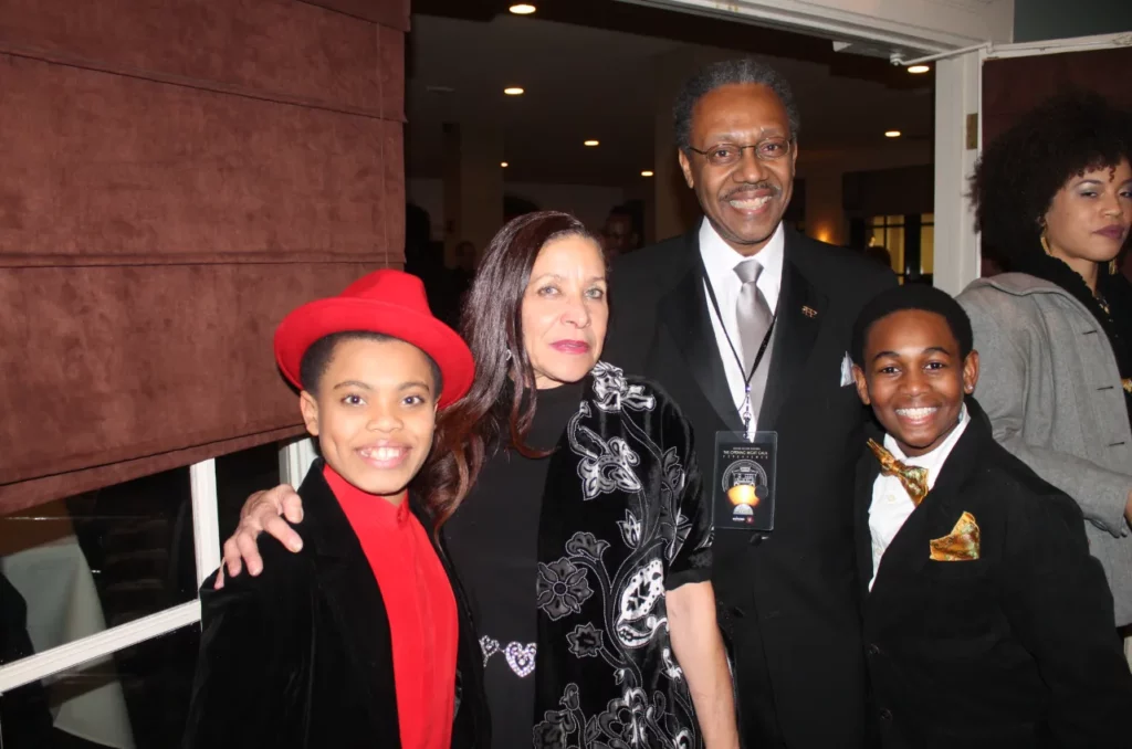 Tyler Perry's Wife And Kids, Age, Height, Weight, Net Worth, Career, And Full Bio In 2025