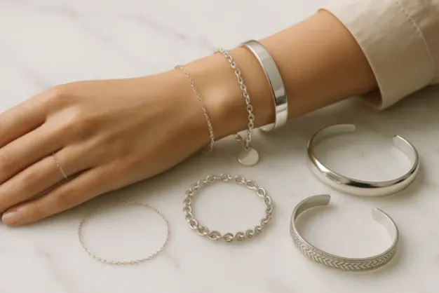 How a Beautiful Silver Bracelet Complements Modern and Classic Outfits How a Beautiful Silver Bracelet Complements Modern and Classic Outfits