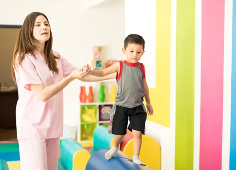 What to Expect When Working with a Paediatric Physiotherapist for Your Child's Needs