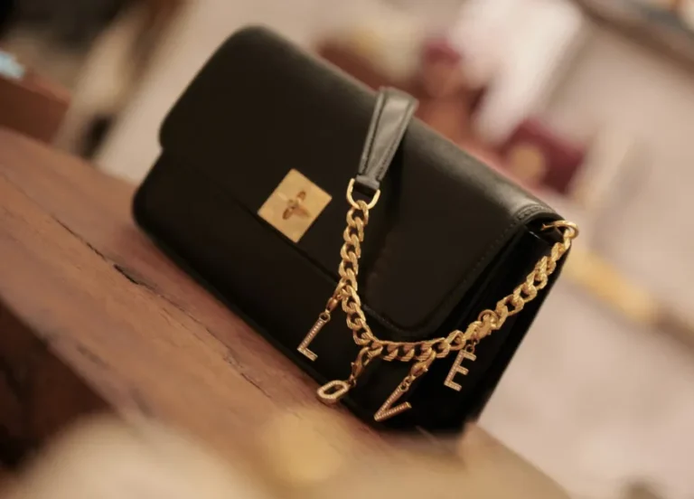 What to Know Before You Buy Golden Goose Handbags for Everyday Use What to Know Before You Buy Golden Goose Handbags for Everyday Use